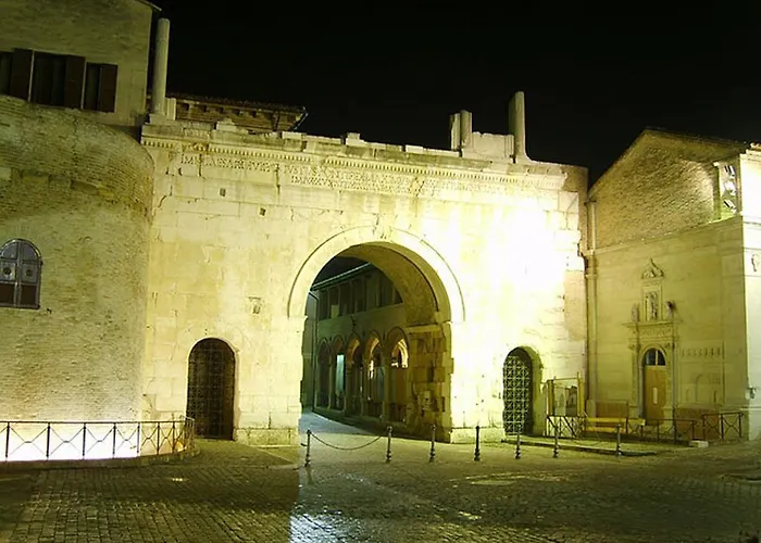 ベッド・アンド・ブレックファスト Terrazza Sul Mare ファーノ